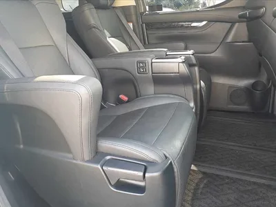 Toyota  Alphard