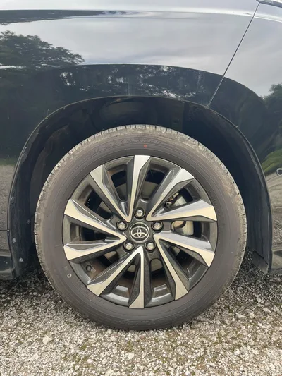 Toyota  Voxy