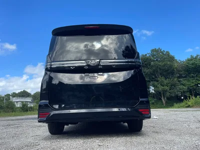 Toyota  Voxy